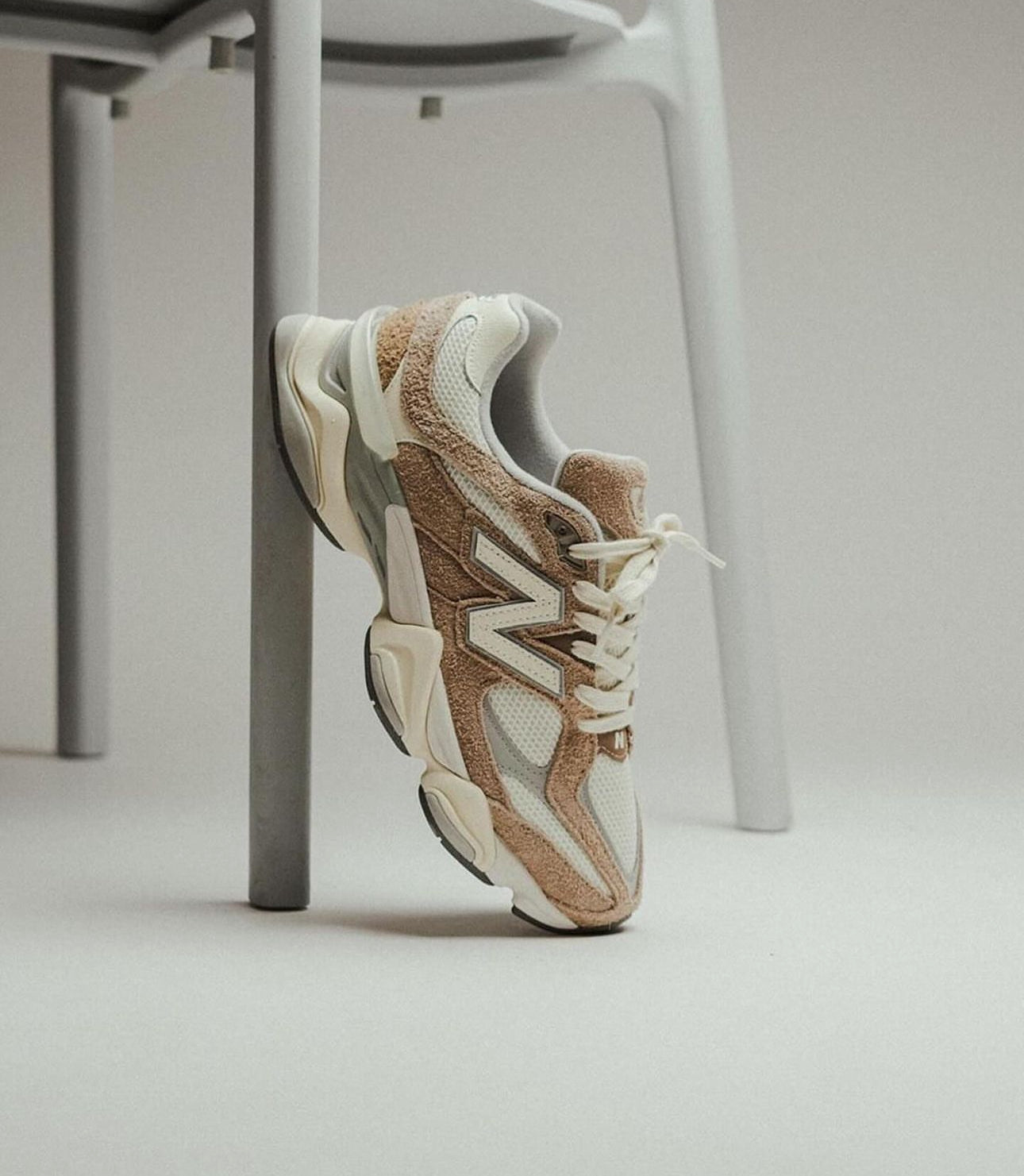 NB Balance 9060 Driftwood