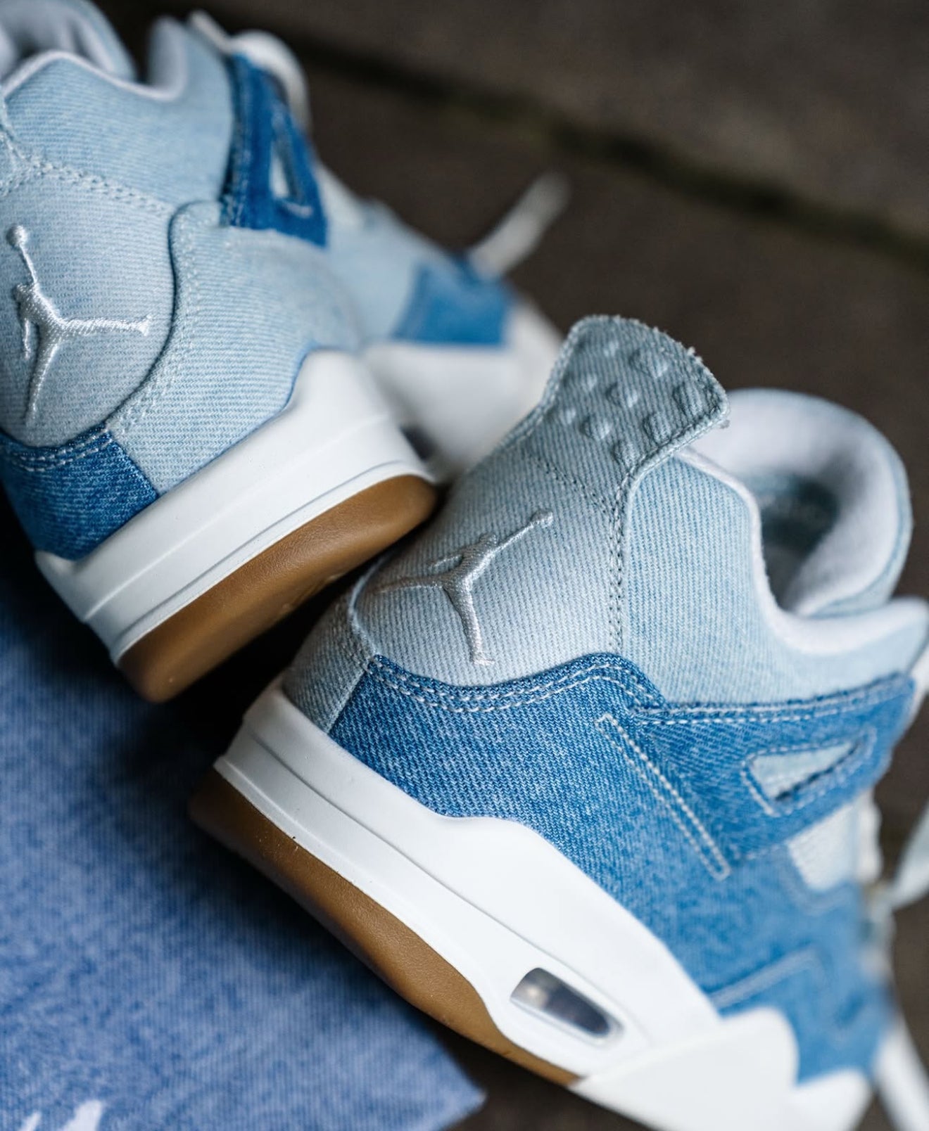 Air Jordan 4 Retro TEX Denim Worn Blue