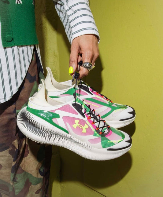 Under Armour ECHO Ivory Dune Virtual Pink
