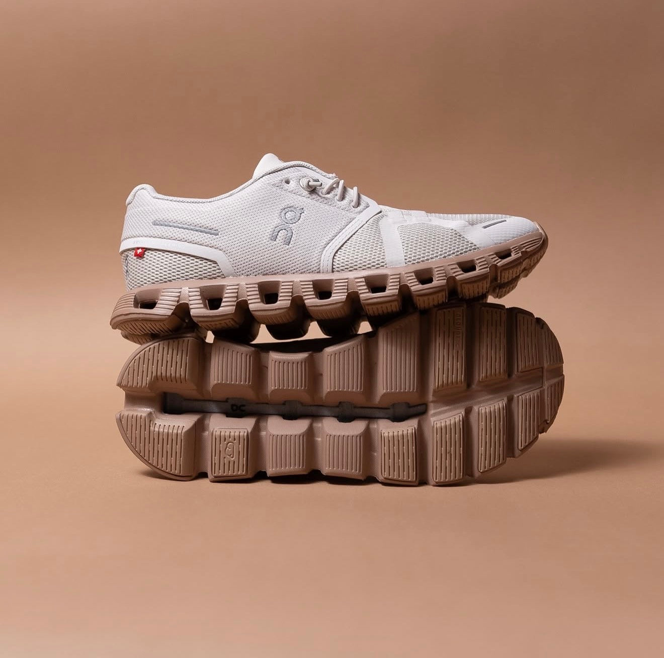WMNs On Running Cloud 5 Sand Rosebrown