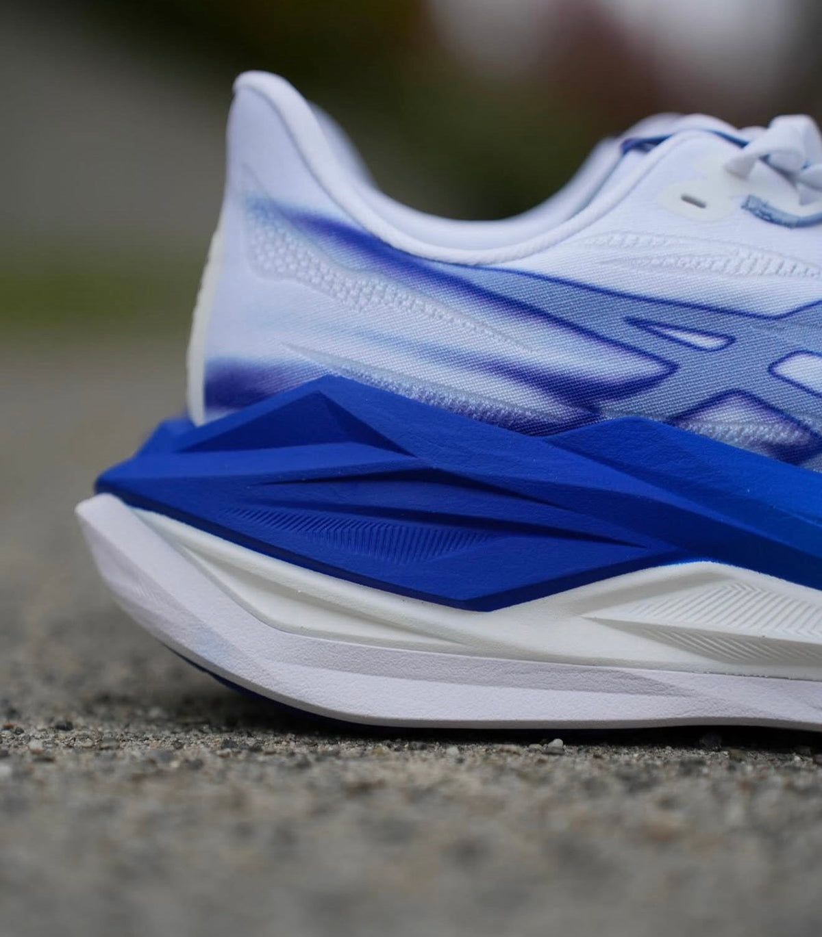 Superblast 3 White Blue