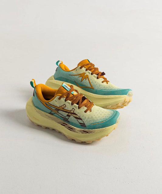 Trabuco Max 4 Wheat Yellow Dark Red Planet