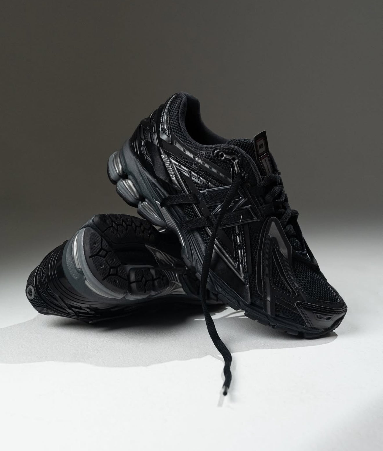NB Balance 1906A Black