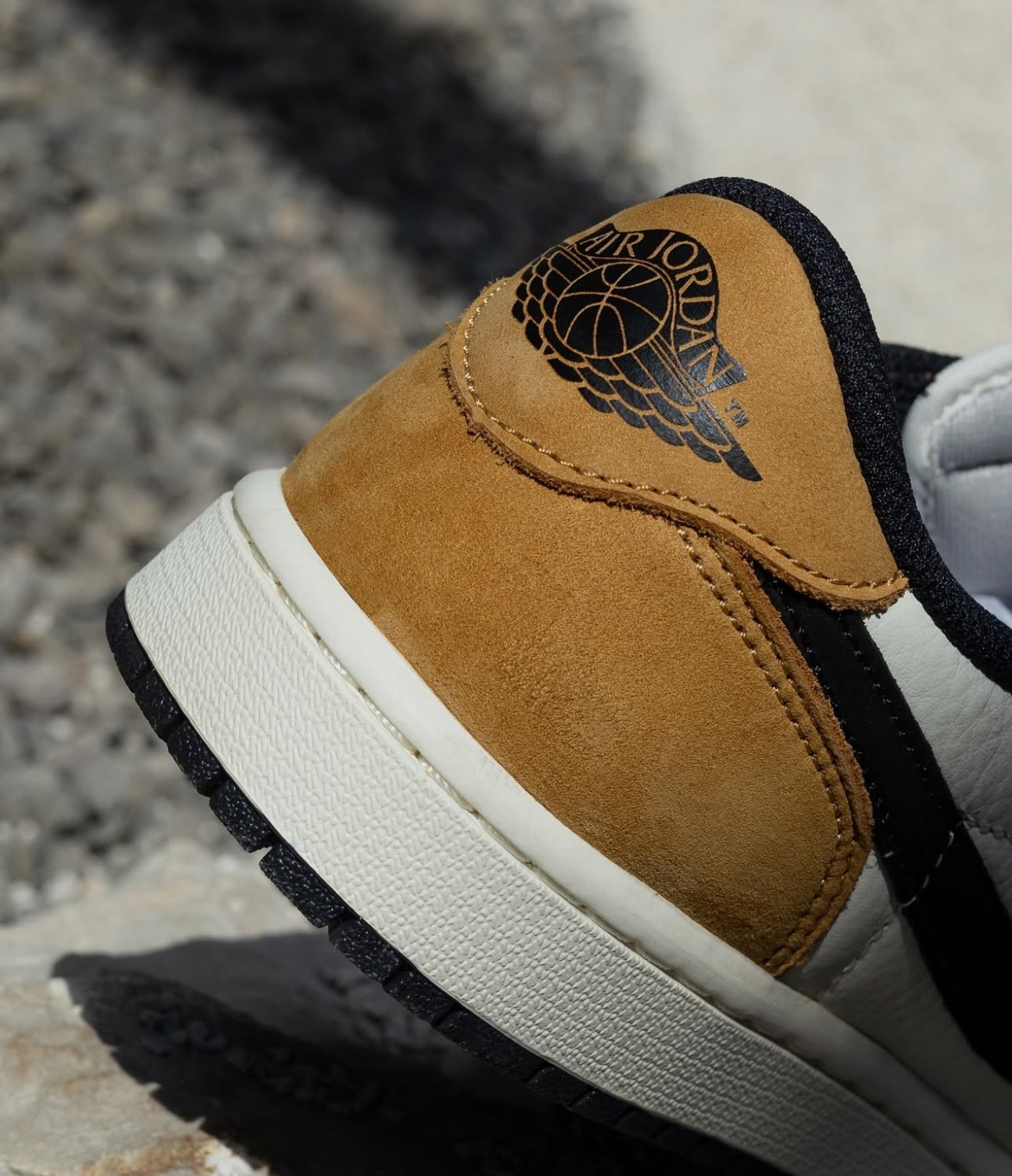 Air Jordan 1 Low OG Rookie of the Year