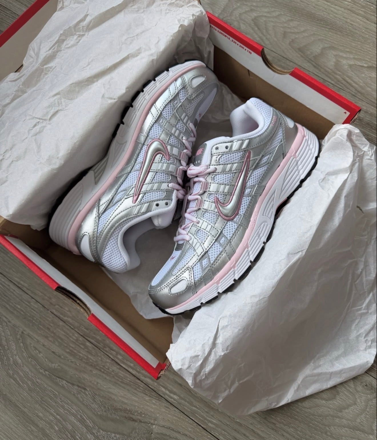 WMNs P6000 White Elemental Pink