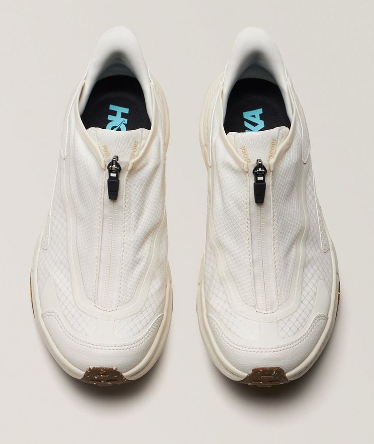 Hoka One One Project Transport Oatmeal