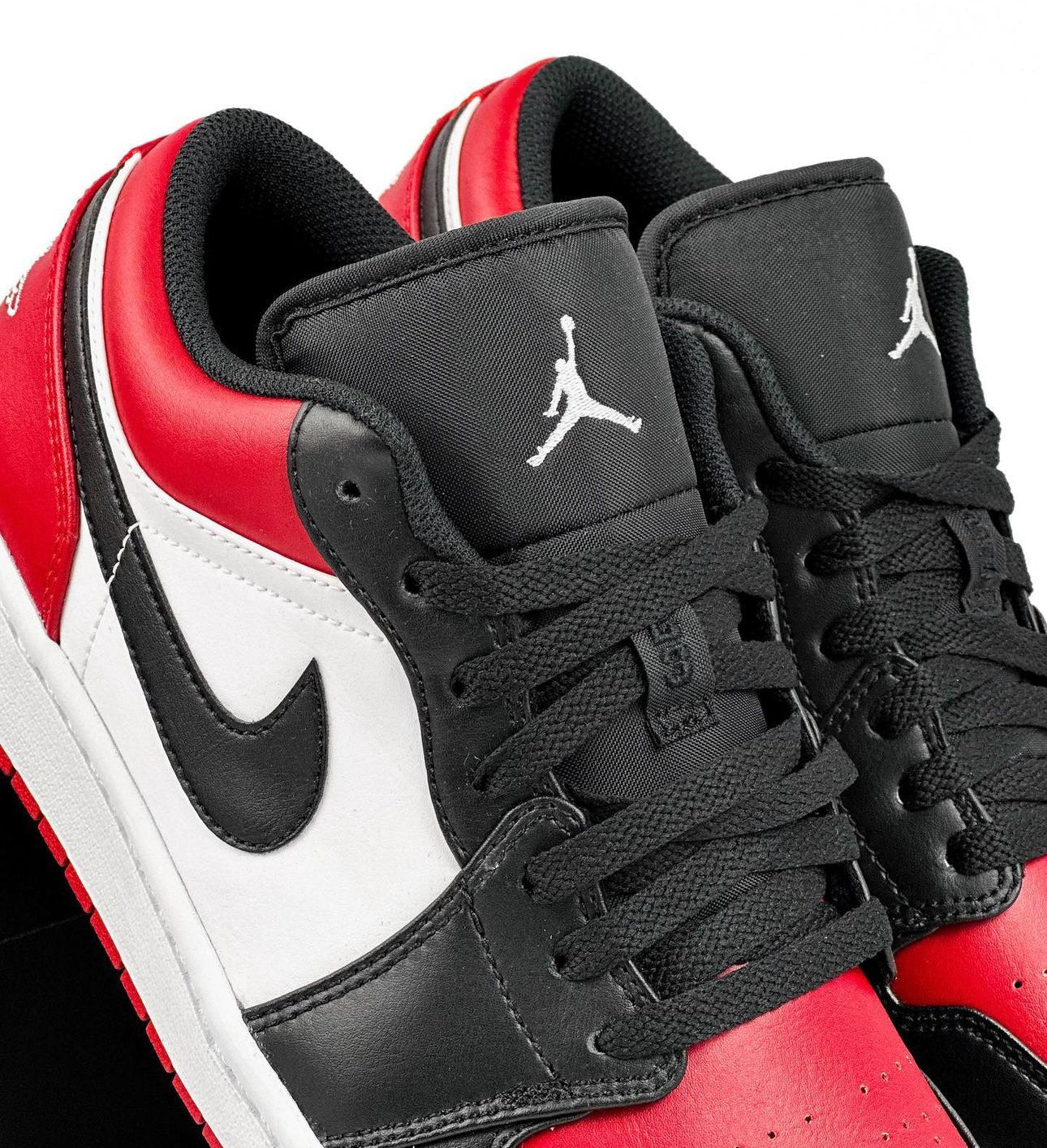 WMNs Air Jordan 1 Low Bred Toe