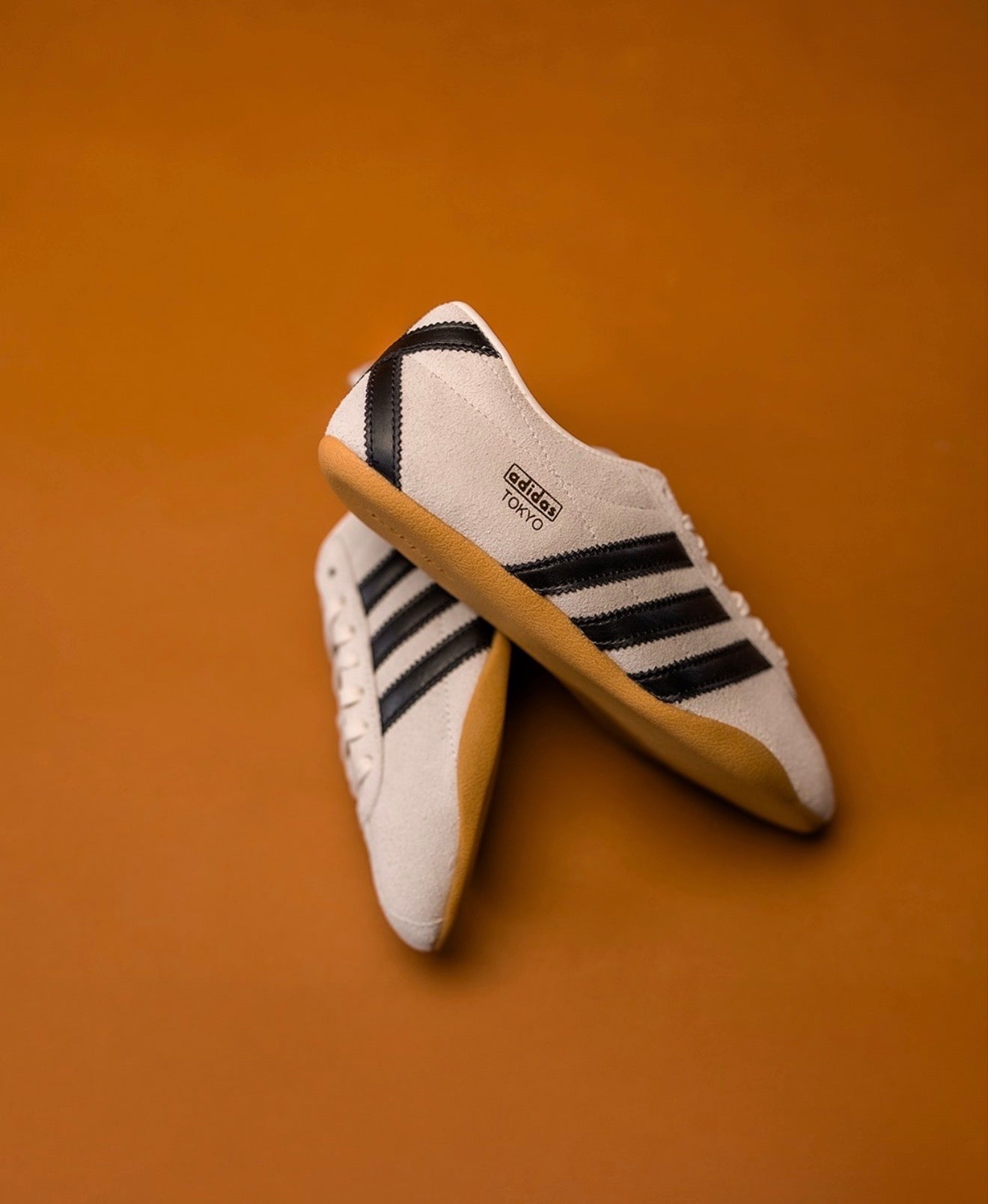 Tokyo Offwhite Black