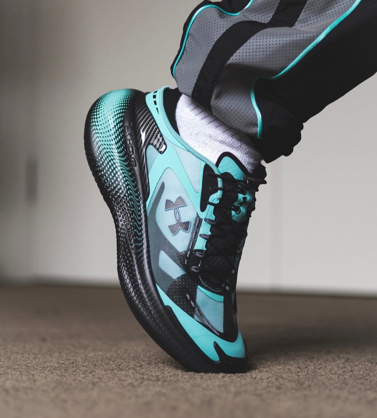 Under Armour UA Echo Mansory Tropical Tide Black