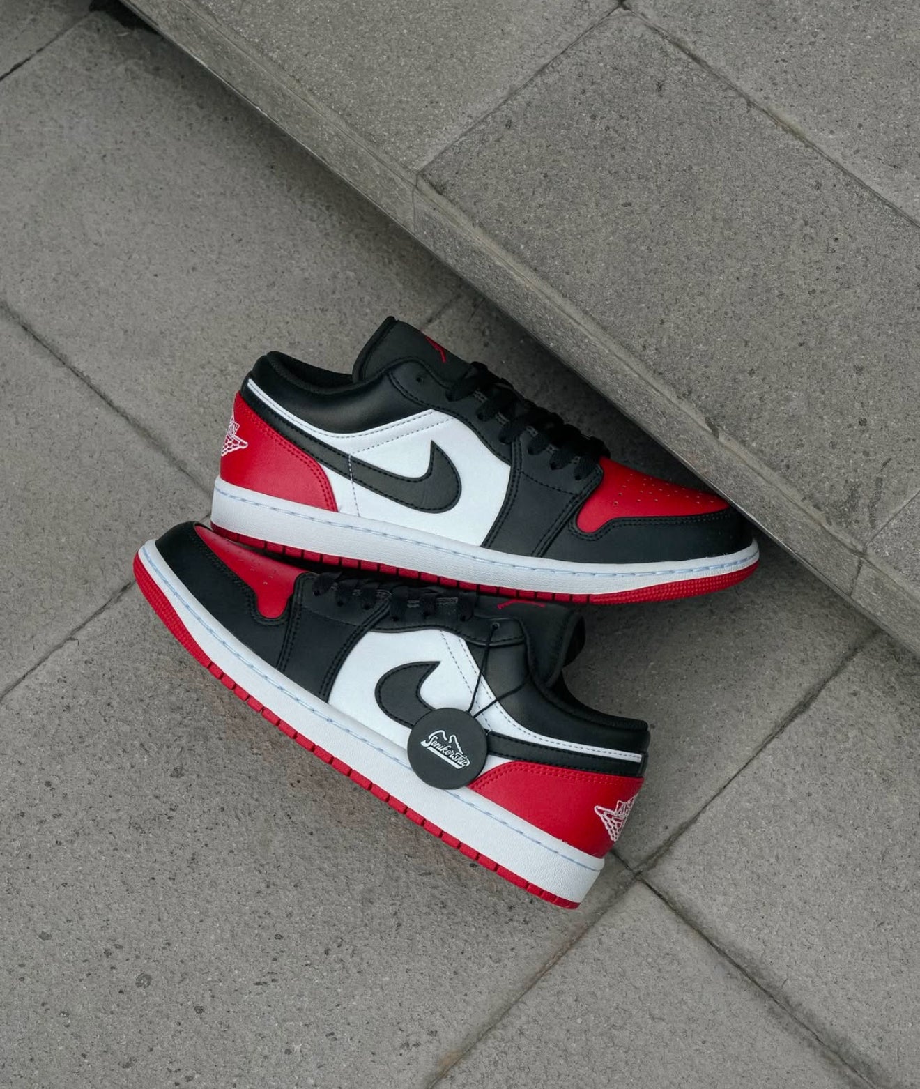 WMNS Air Jordan Retro 1 Low Bred Toe 2023