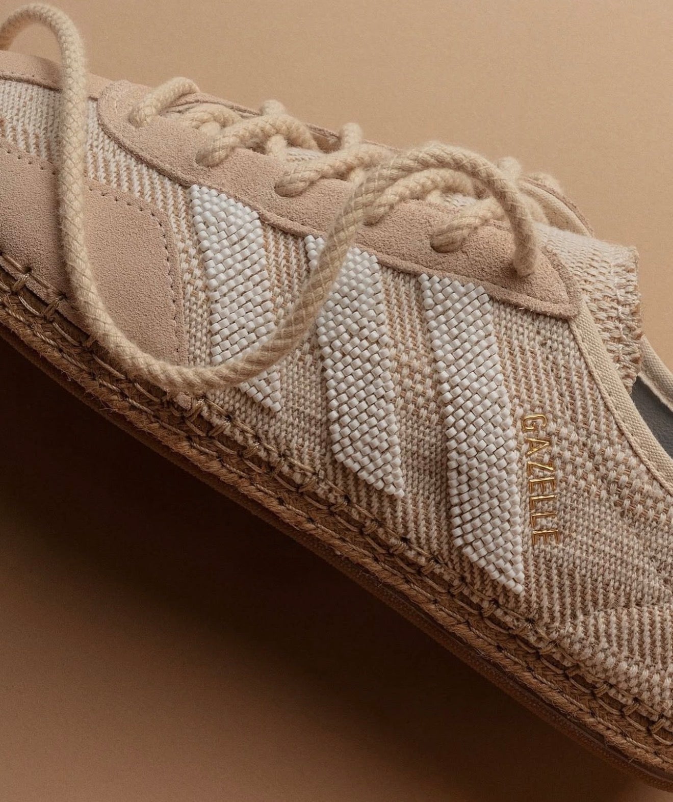 Gazelle Clot Halo Ivory