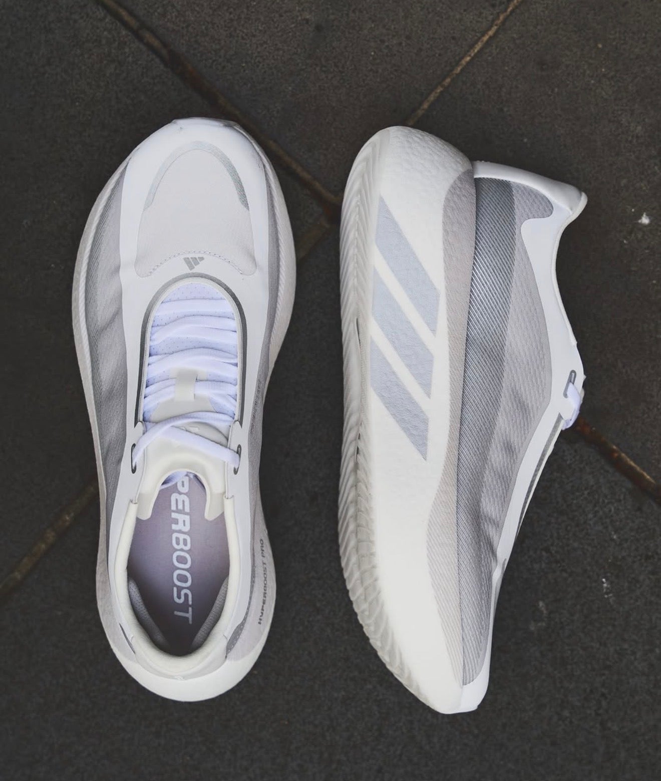 Hyperboost Edge White Light Solid Grey