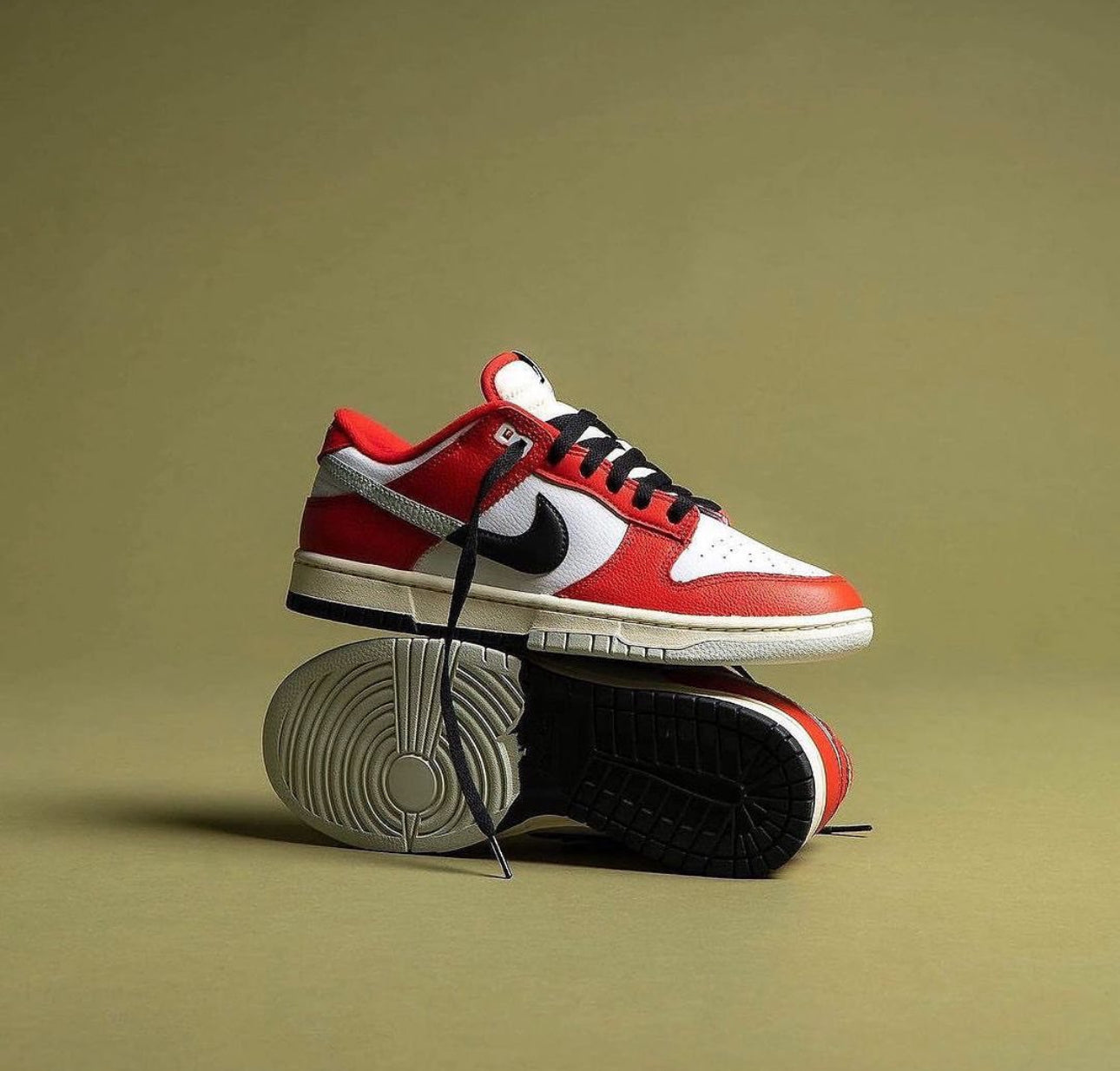 Dunk Low Chicago Split
