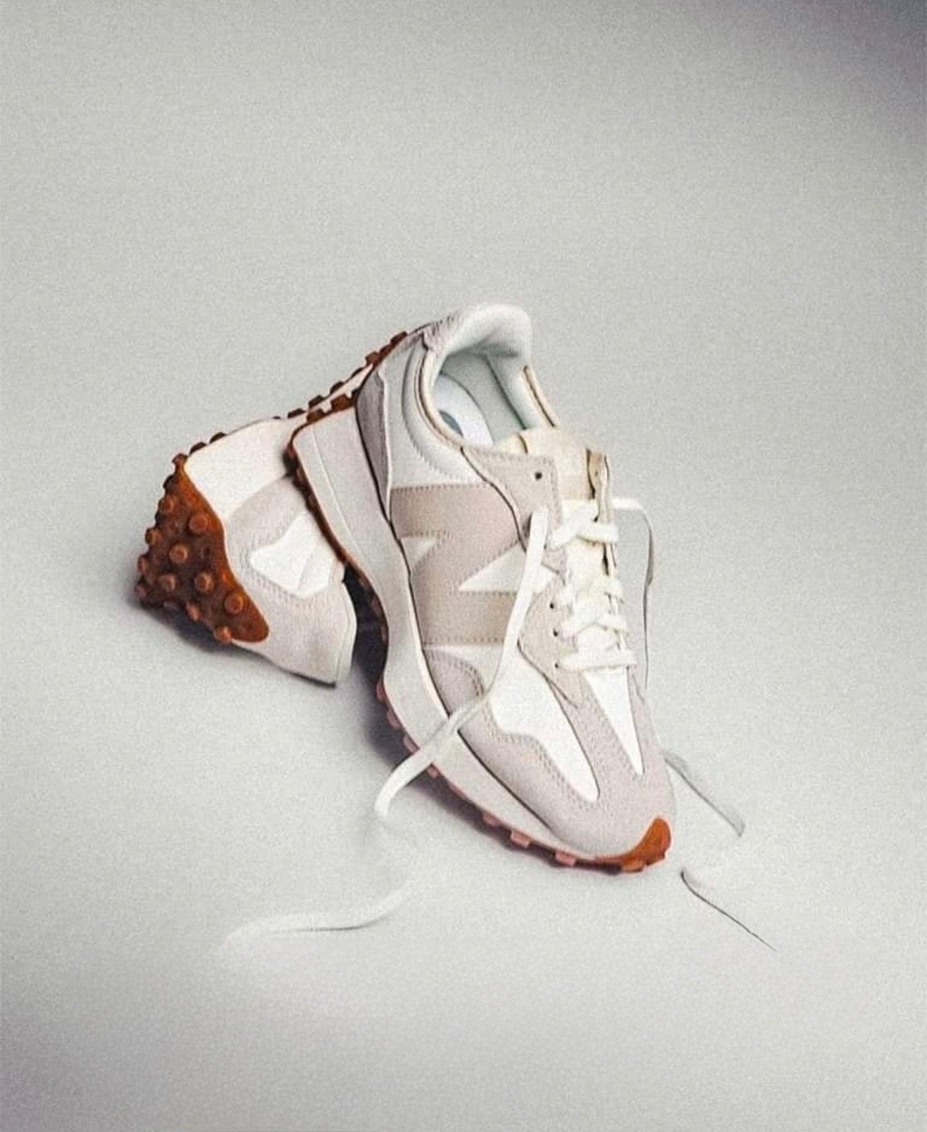 NB Balance 327 Moonbeam Driftwood