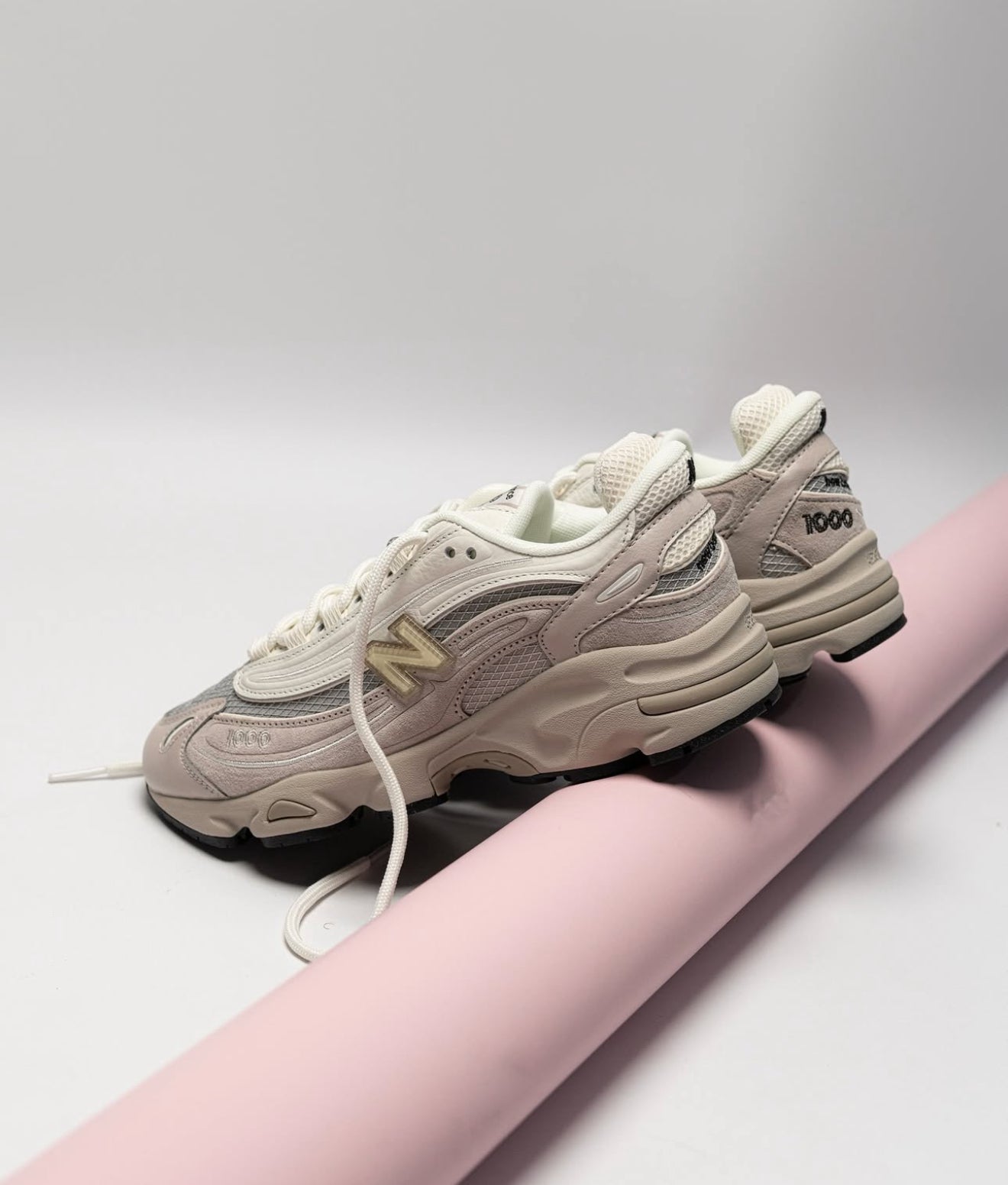 NB Balance 1000 Grey Cream