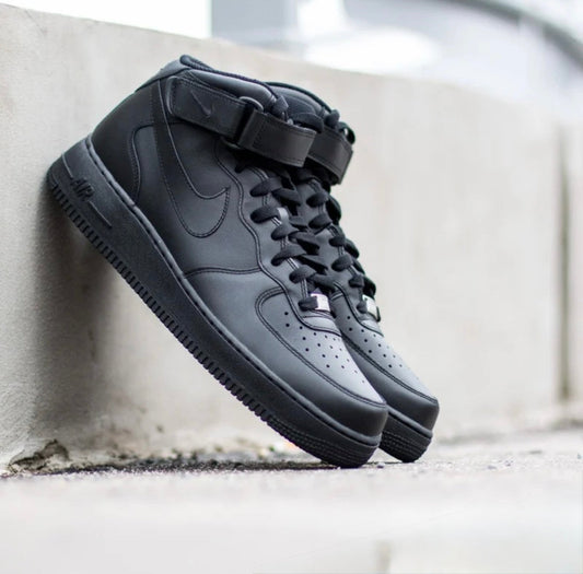 Airforce 1 Mid Triple Black