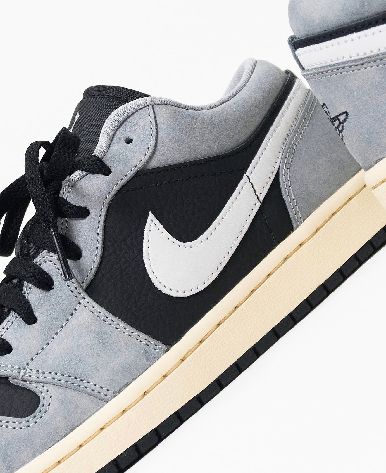 Air Jordan 1 Low Light Smoke Grey Off Noir