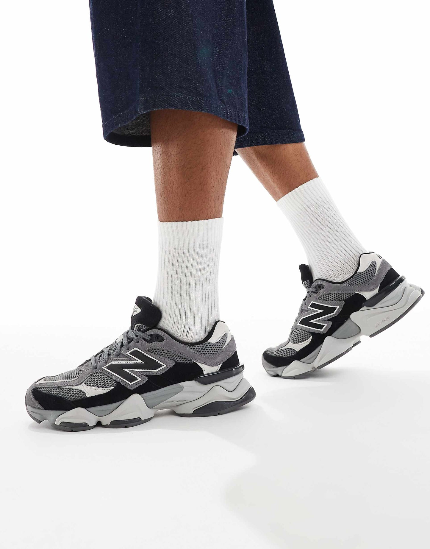 NB Balance 9060 Black Castlerock Grey