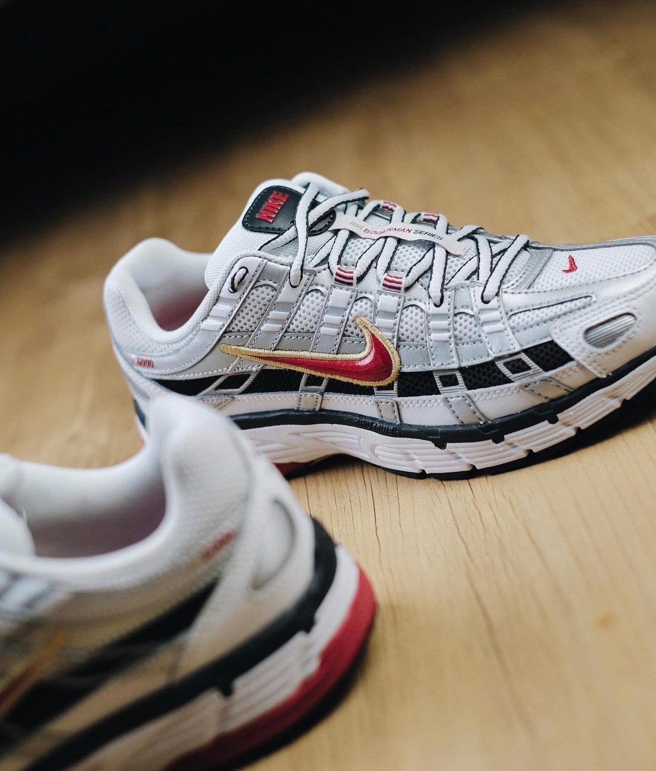 P6000 White Gold Red