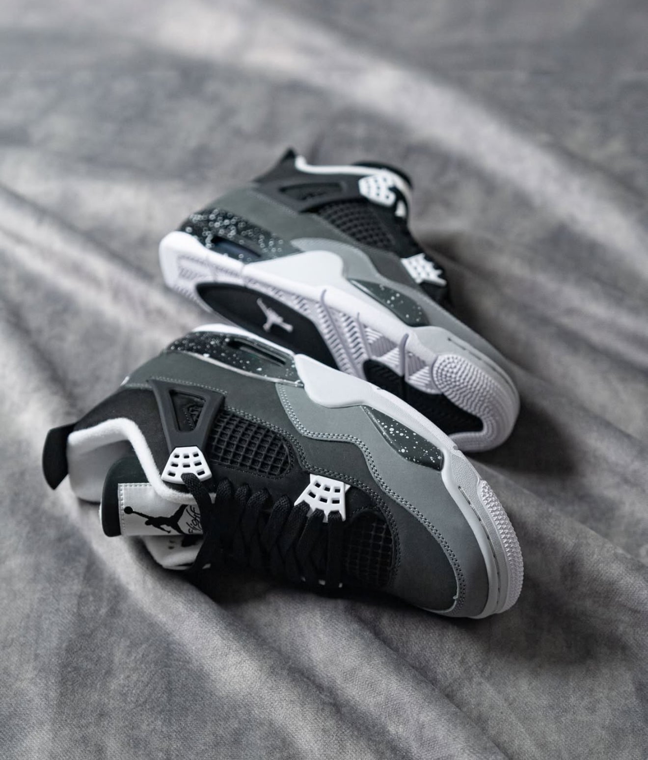 Air Jordan 4 Retro Fear