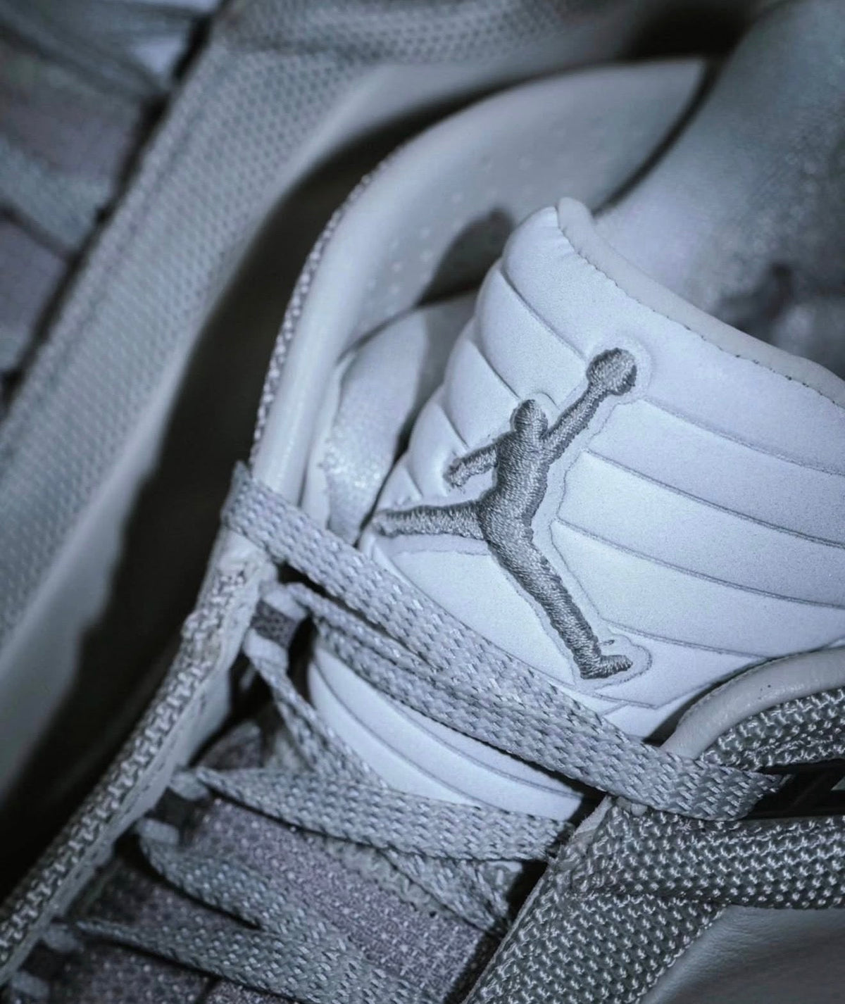 Air Jordan 40 Wolf Grey