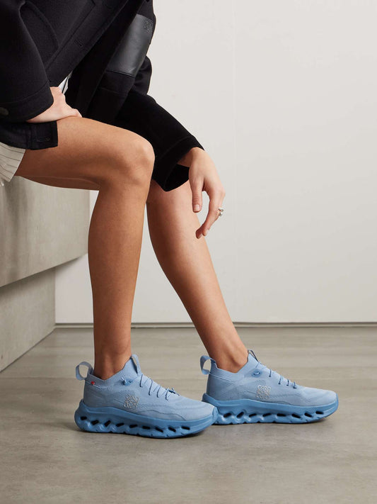 WMNs On Running Cloudtilt LOEWE Forever Blue
