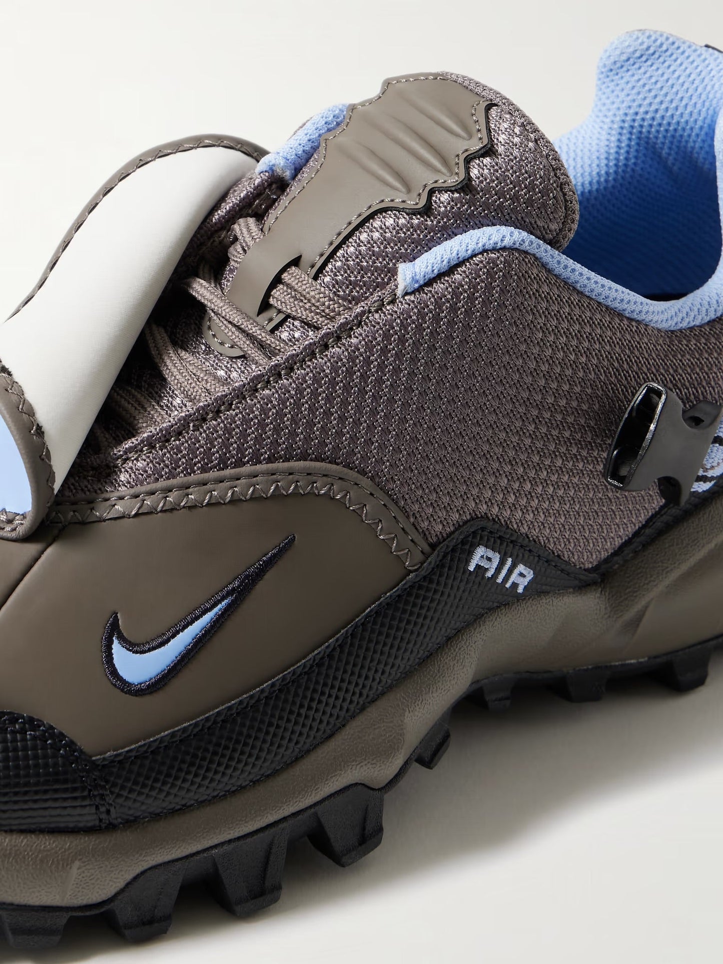 ACG Phassad Cave Stone Aluminum