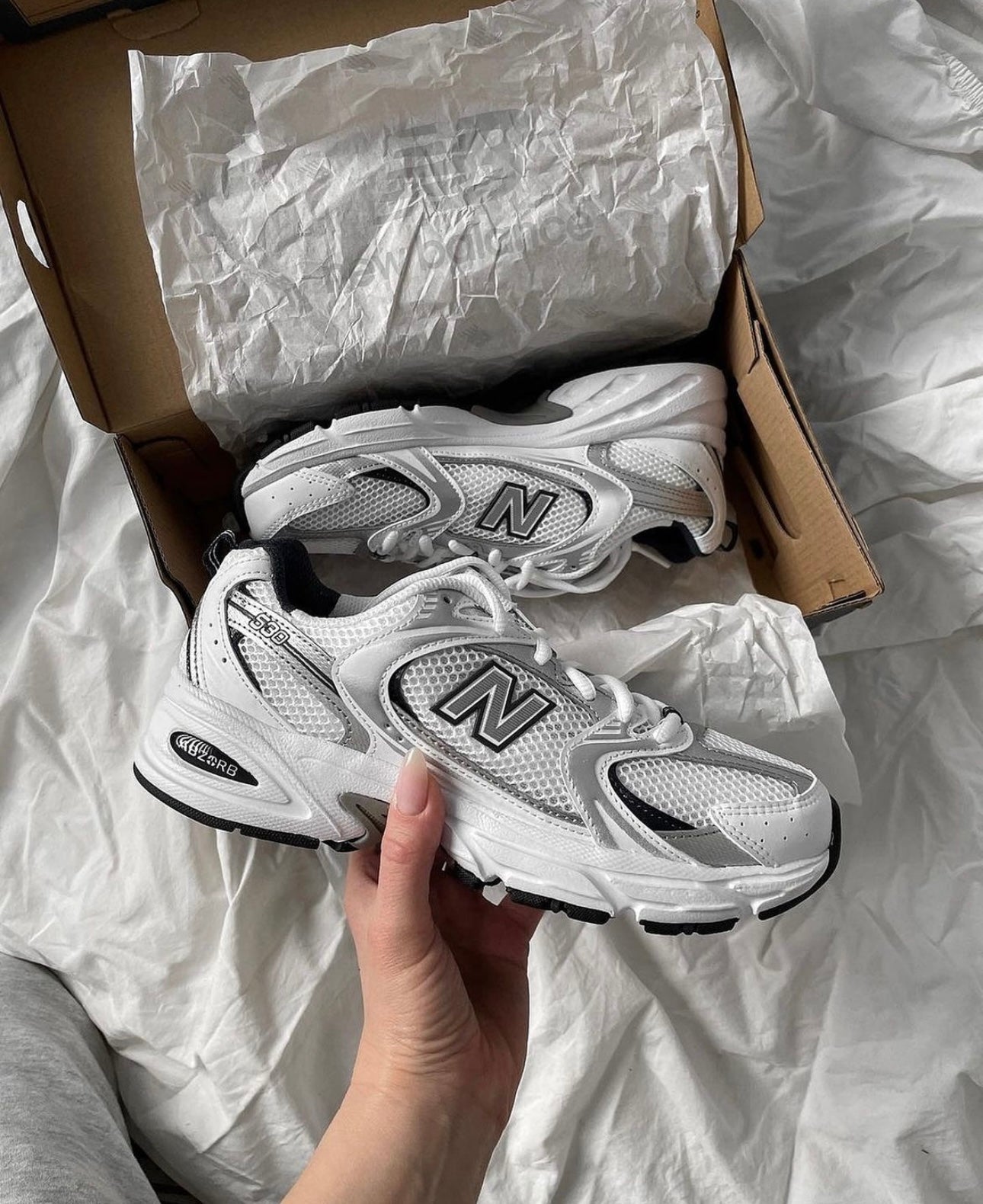 WMNs New Balance 530 White Navy Silver