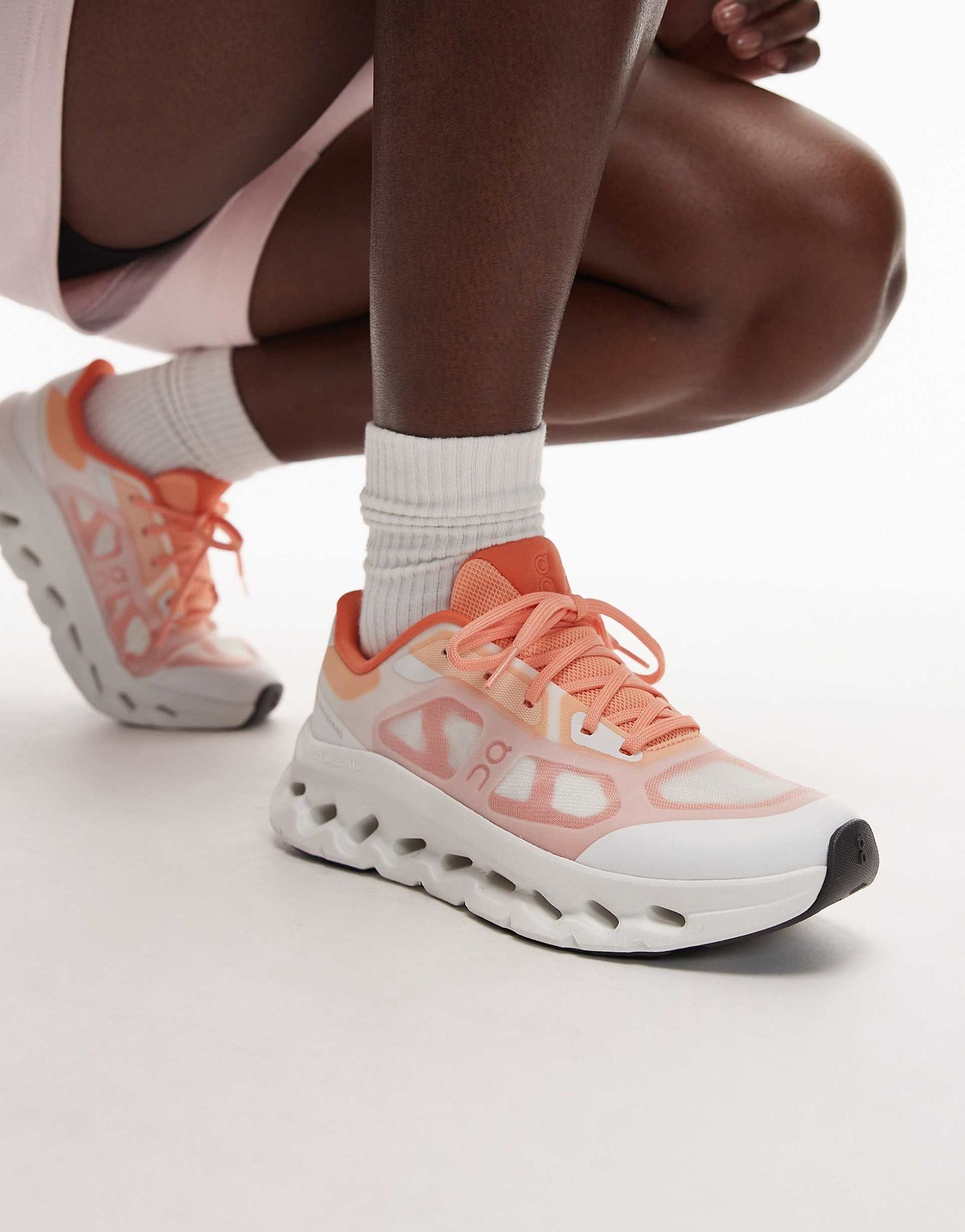 WMNs On Running Cloudtilt Remix Sunstone Ivory