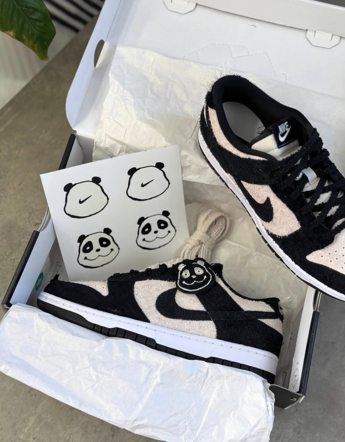 Dunk Low Retro SE Panda-Monium White Black Suede