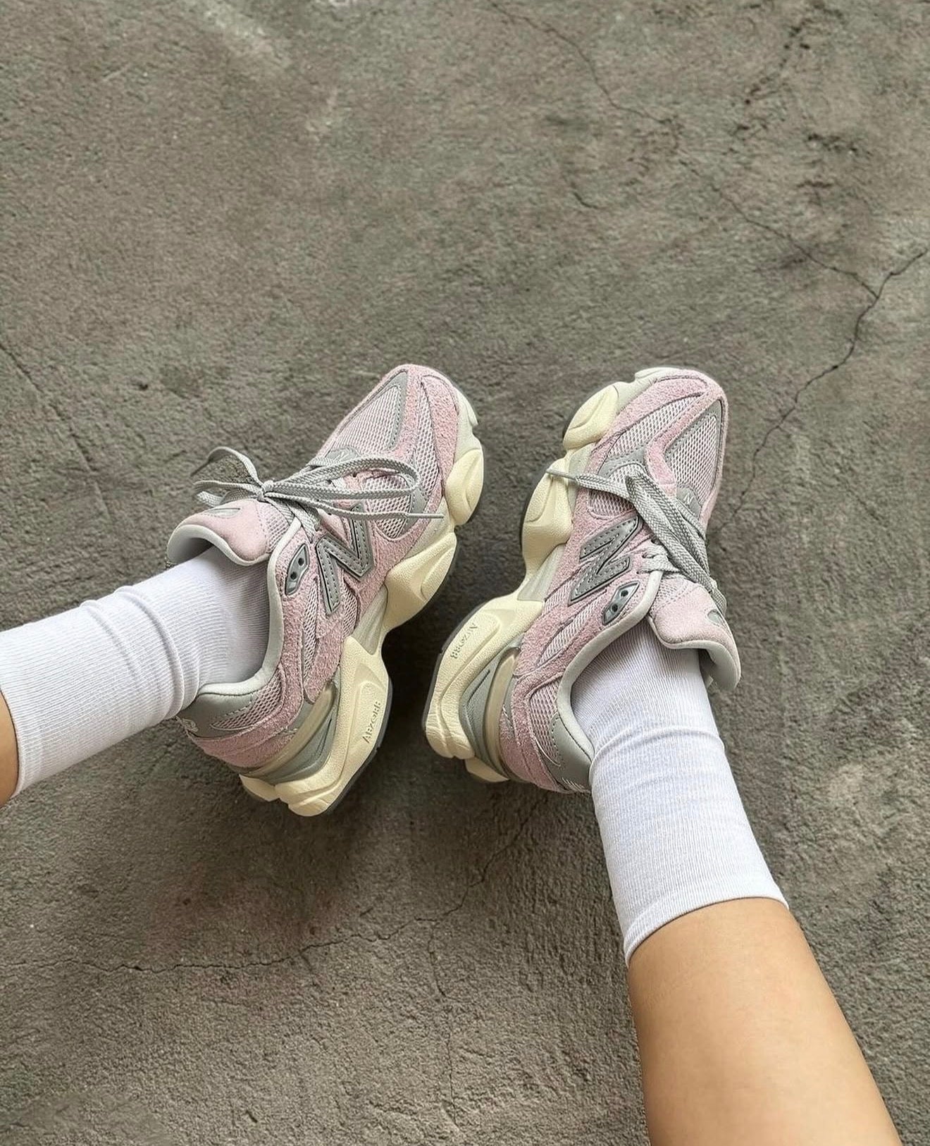 WMNs NB Balance 9060 December Sky