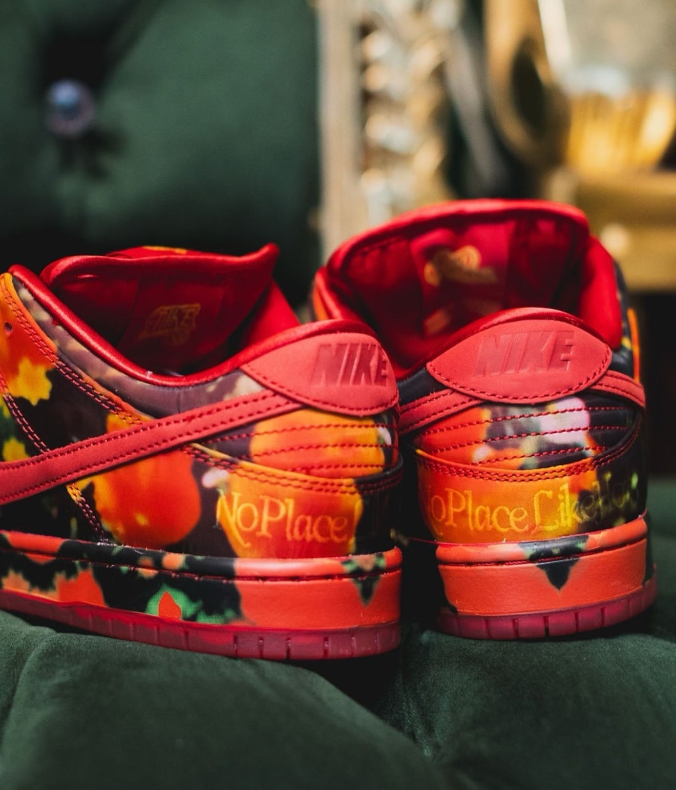 SB Dunk Low The Wizard of Oz Poppy Field
