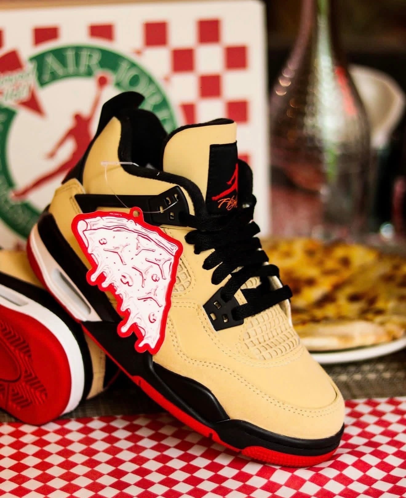 Air Jordan 4 Pizza