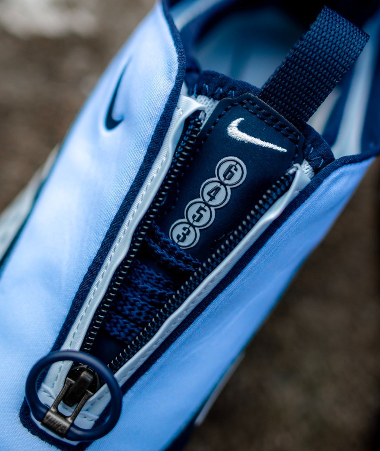 Airmax SNDR Blue Ice