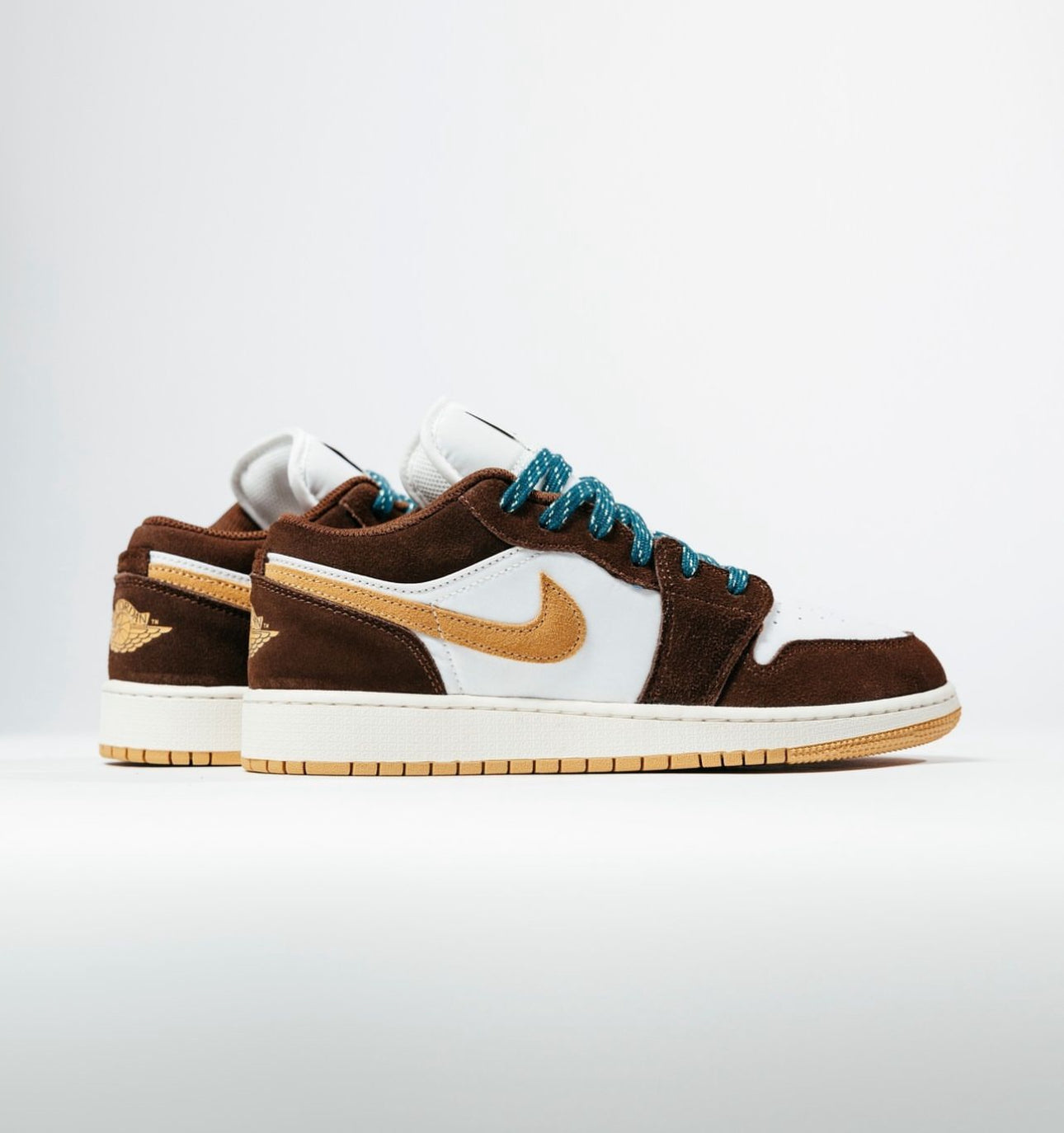 Air Jordan 1 Low Cacao Wow