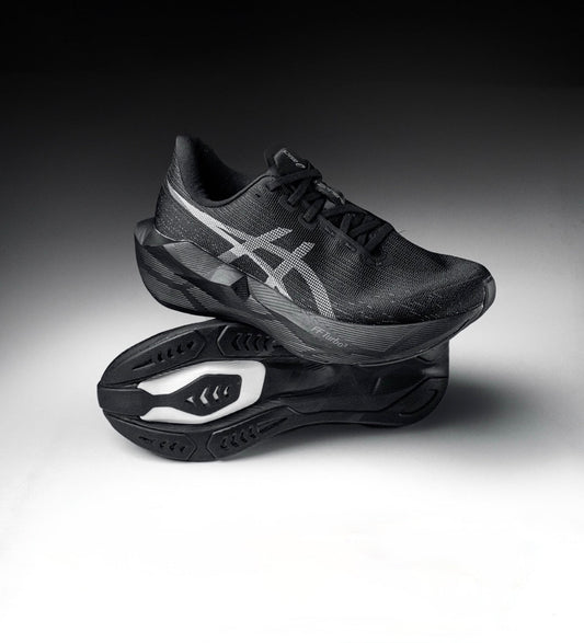 Novablast 6 Black