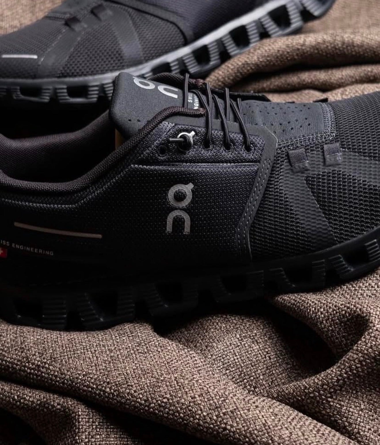 WMNs On Running Cloud 5 Triple Black