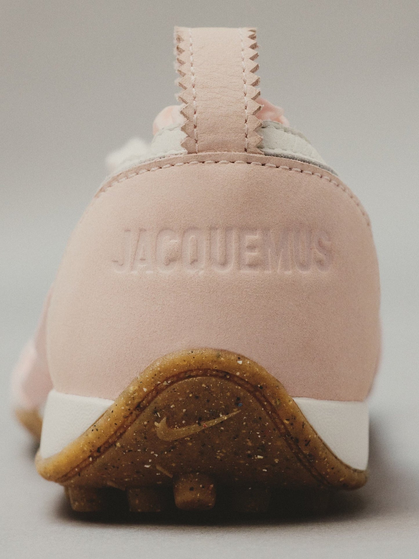 WMNs Moon Shoe SP Jacquemus Aluminum Pink
