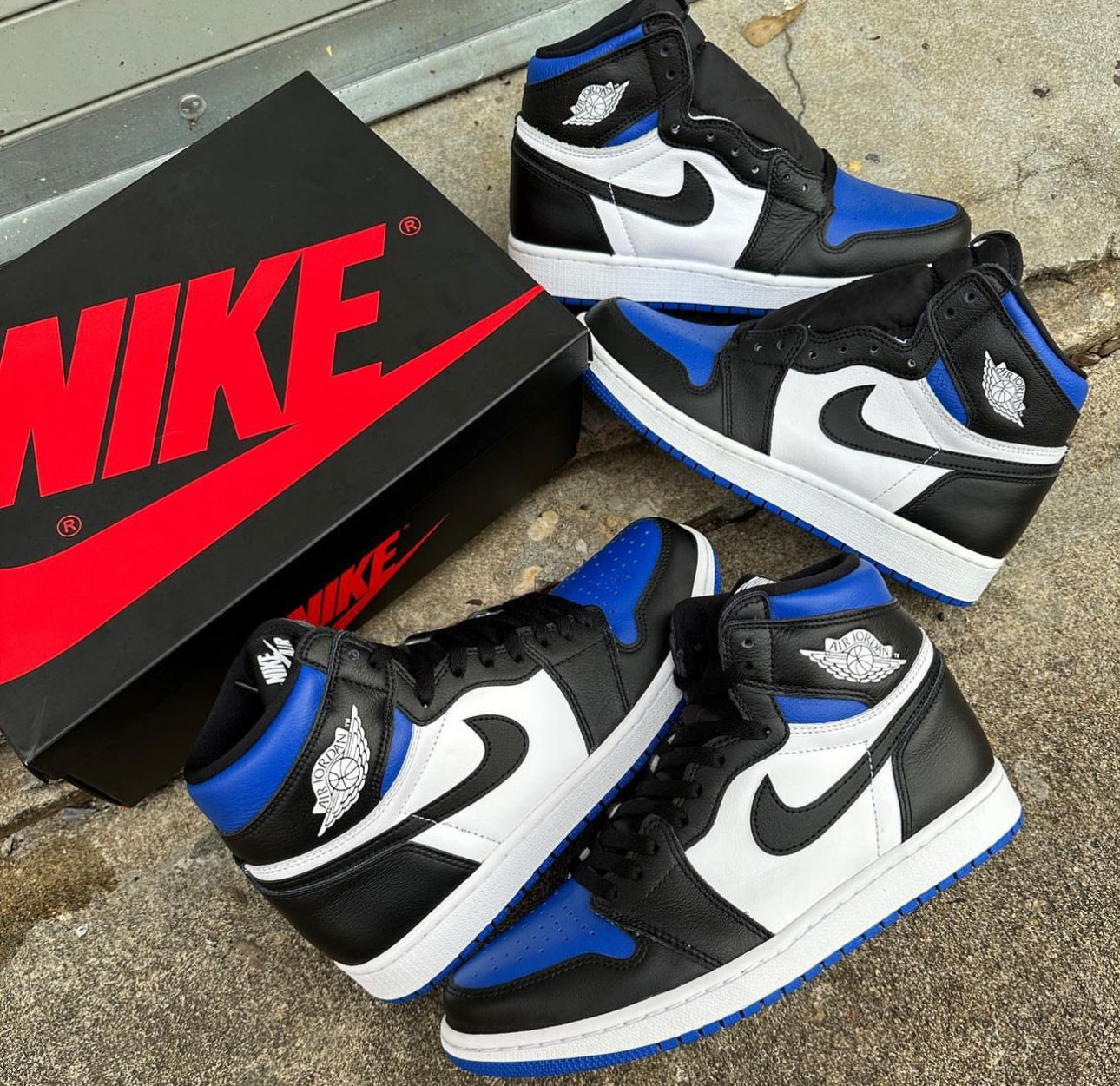 Air Jordan 1 Retro High Royal Toe