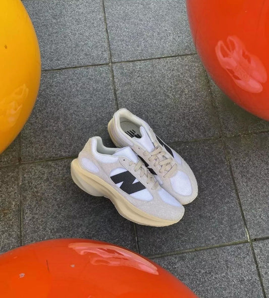 New Balance WRPD Runner Beige/Black
