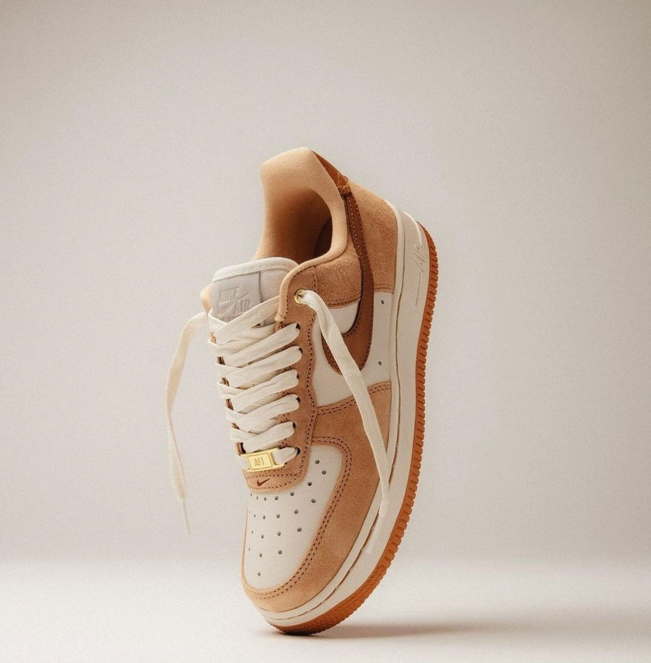 Airforce 1 Low Vachetta Tan
