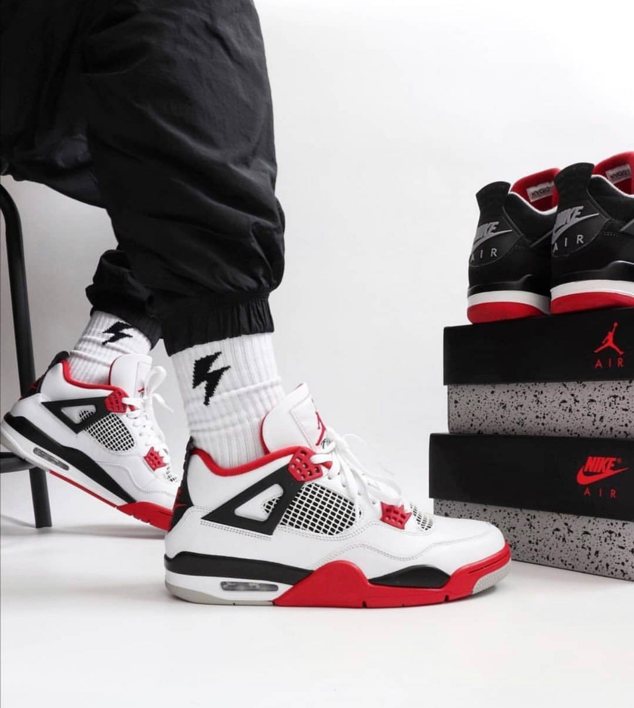 Air Jordan 4 Retro Fire Red