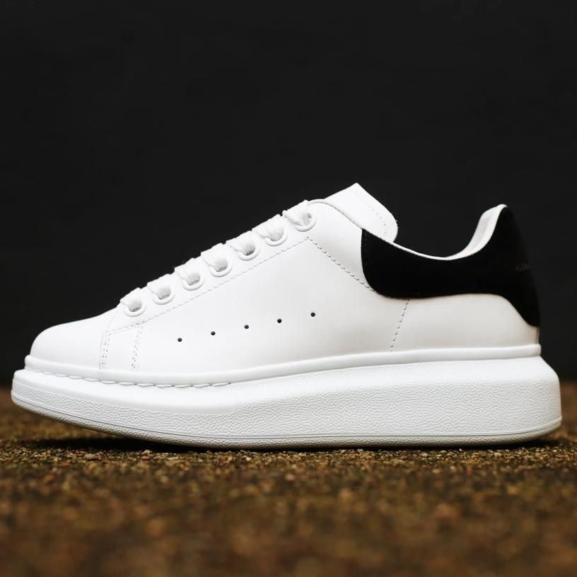 Alexander McQueen Oversized “White/Black”