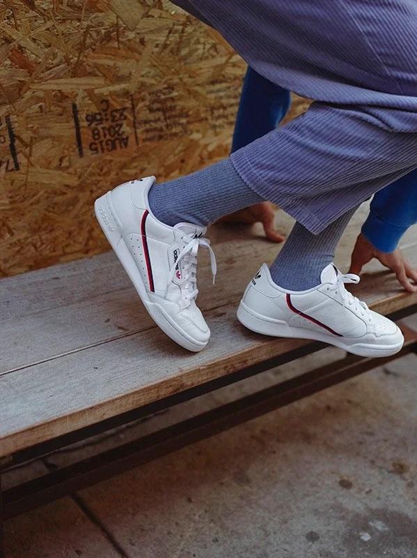 Continental 80 “ White “