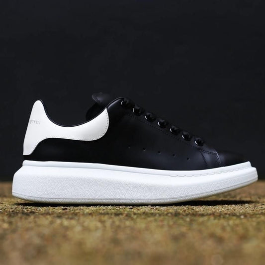 Alexander McQueen Oversized “Black/White”