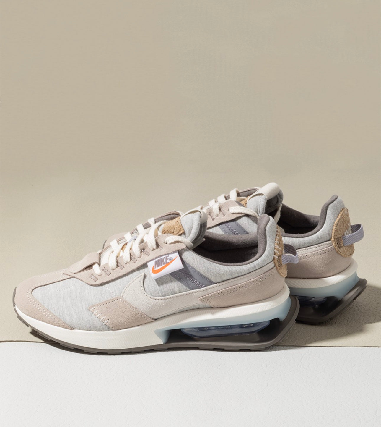 Airmax Pre-Day “Light Grey”