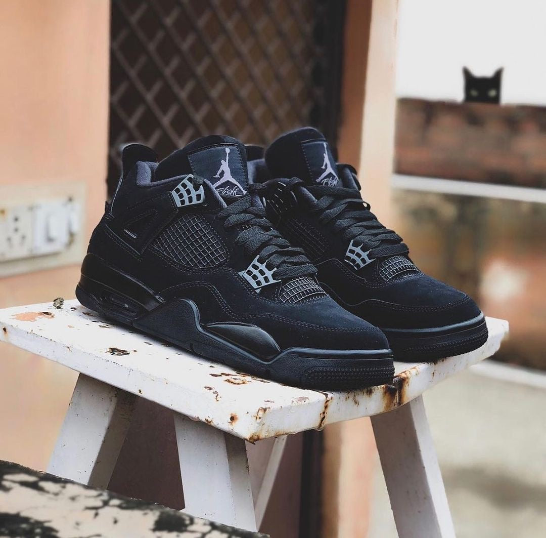 Air Jordan 4 Black Cat